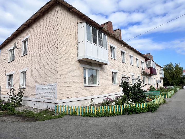 3-к. квартира, 52,4 м², 1/2 эт.