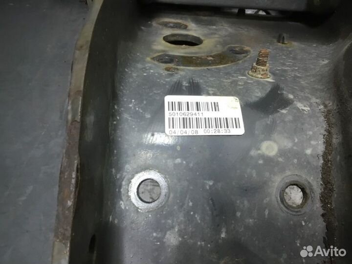 Траверса рамы поперечная передняя Volvo Fe D7E