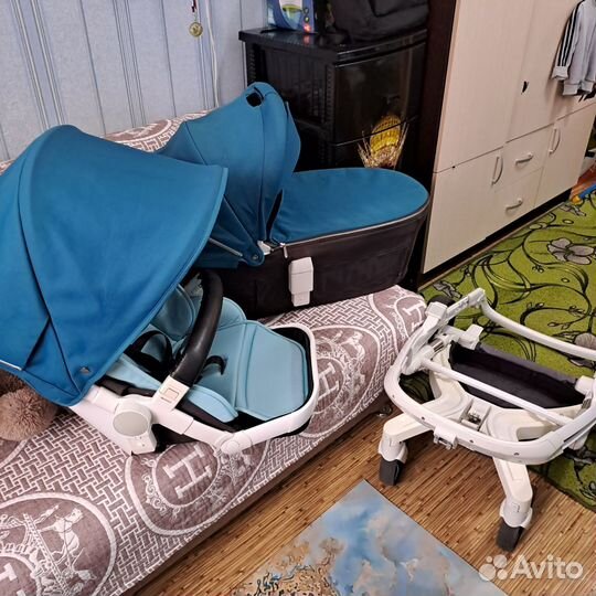 Коляска, качеля- шезлонг и дуга