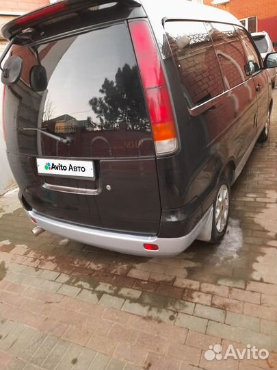 Toyota Lite Ace Noah 2.0 AT, 1998, 250 000 км