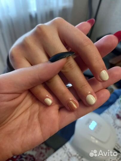 Маникюр с покрытием гель-лаком