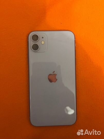 iPhone 11, 64 ГБ
