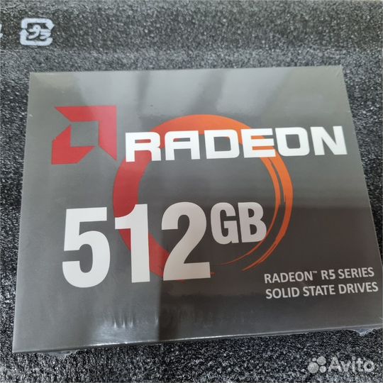 Твердотельный накопитель (SSD) AMD Radeon R5 512Gb