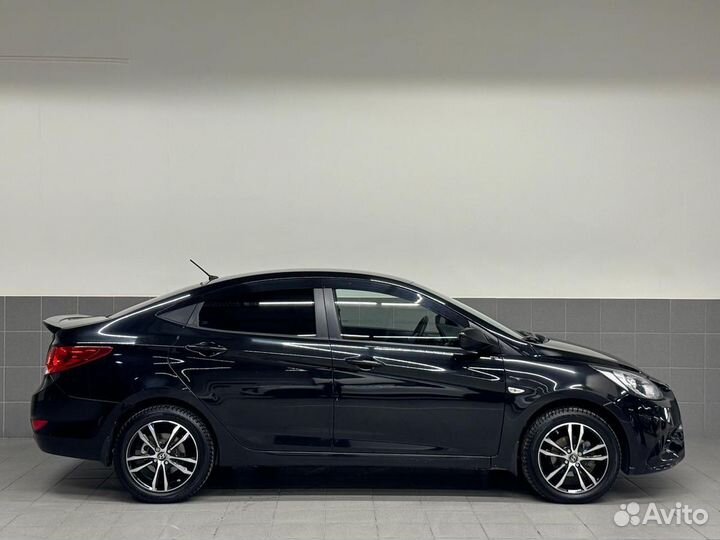 Hyundai Solaris 1.4 МТ, 2011, 215 289 км