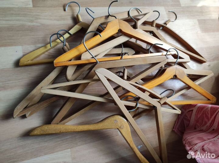 Вешалки плечики деревянные