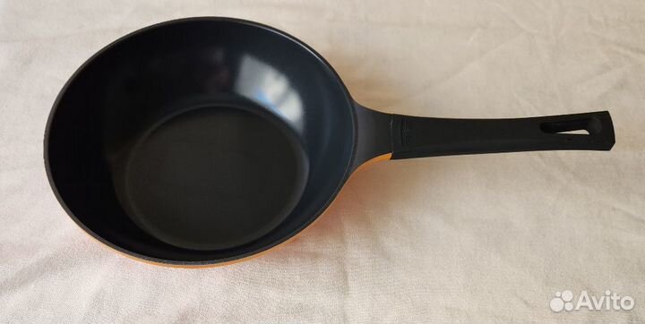 Сковорода VOK