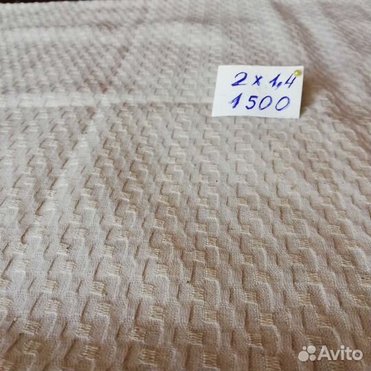 Отрезы льняных тканей, натуральный лен