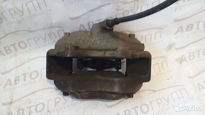 Суппорт передний правый Mb Cls 400 C218 рестайлинг