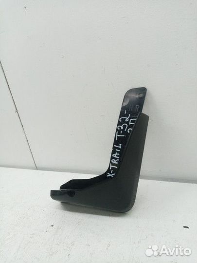 Брызговик задний правый Nissan X-Trail 3 (T32)