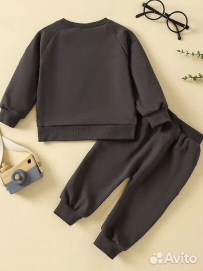 Костюм детский новый