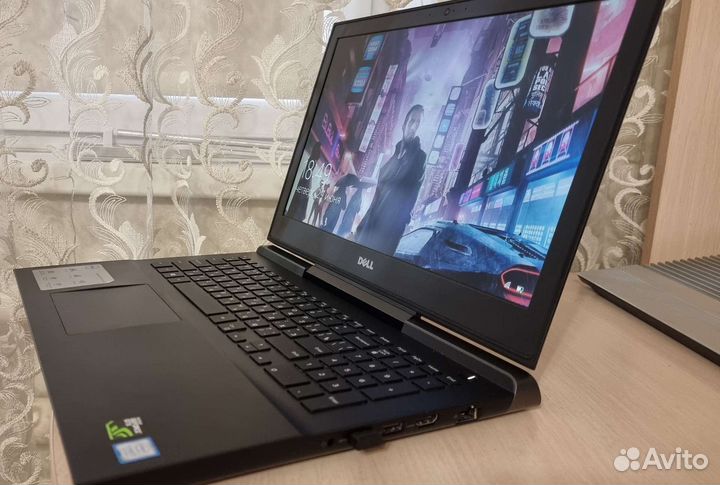 Ноутбук dell inspiron