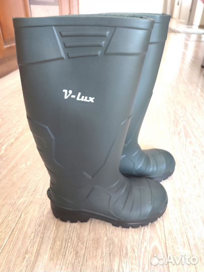 Сапоги резиновые новые 35 36