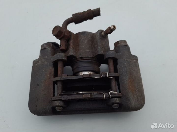 Суппорт задний правый Chery Tiggo T11