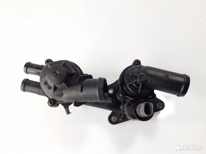 Корпус термостата Volkswagen Passat B7 1.4 TSI