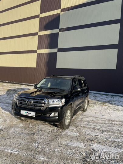 Toyota Land Cruiser 4.5 AT, 2017, битый, 121 247 км