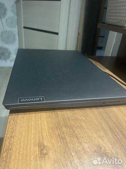 Ноутбук lenovo