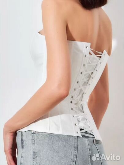 Корсет белый на шнуровке