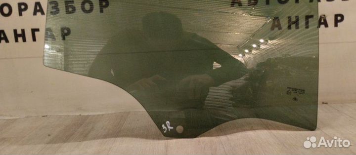 Стекло заднее правое Bmw X5 E53 SVA M54B30 2003