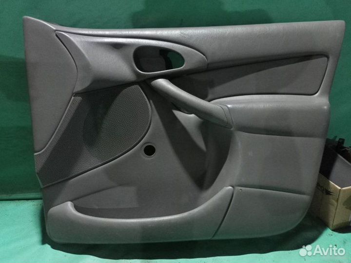 Карта дверная передняя правая Ford Focus