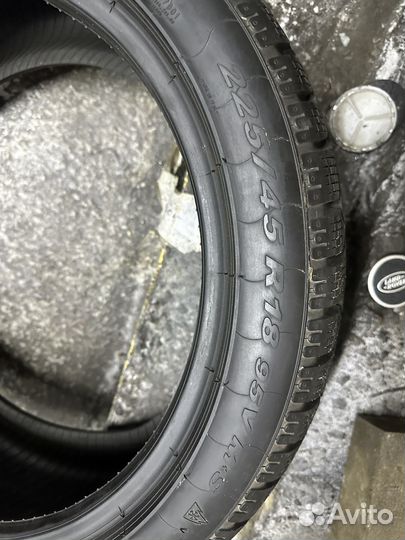 Pirelli Winter Sottozero 240 Serie II 225/45 R18 95V