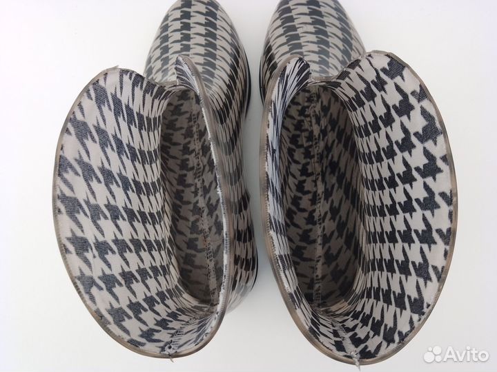 Резиновые сапоги женские