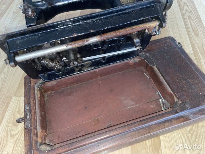 Швейная машинка