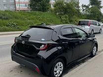 Toyota Yaris 1.0 CVT, 2020, 7 300 км, с пробегом, цена 1 390 000 руб.