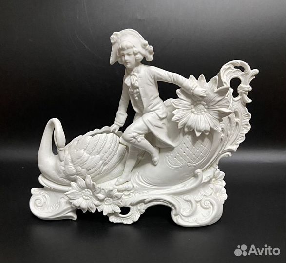Статуэтка фарфор бисквит лебедь ваза кашпо карета