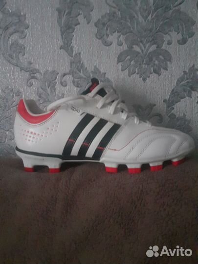 Продам бутцы детские, adidas nova