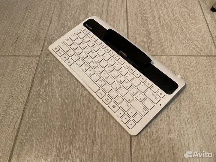 Клавиатура Galaxy Tab ECR-K10RWE