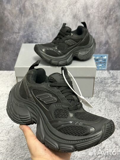 Balenciaga 10xl black