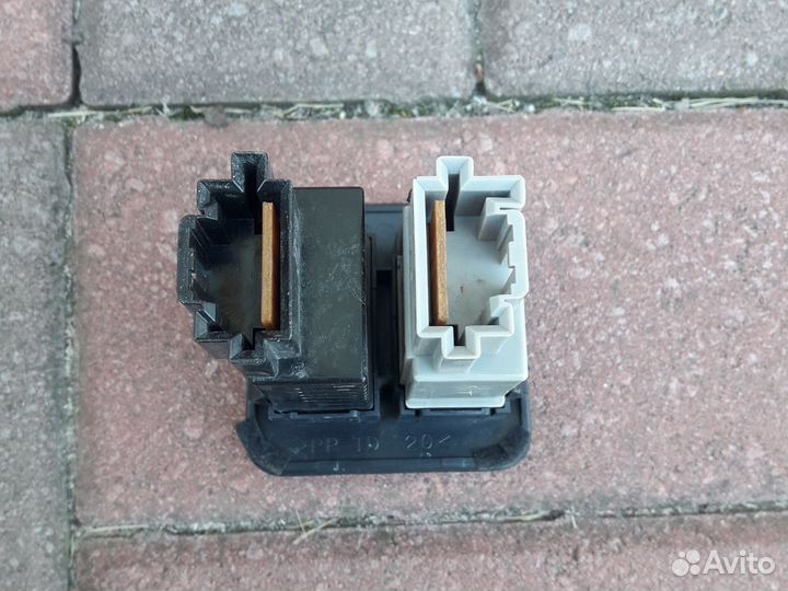 Блок управления корректора фар Mitsubishi Lancer 9