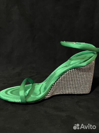 Босоножки женские 37 размер на каблуке