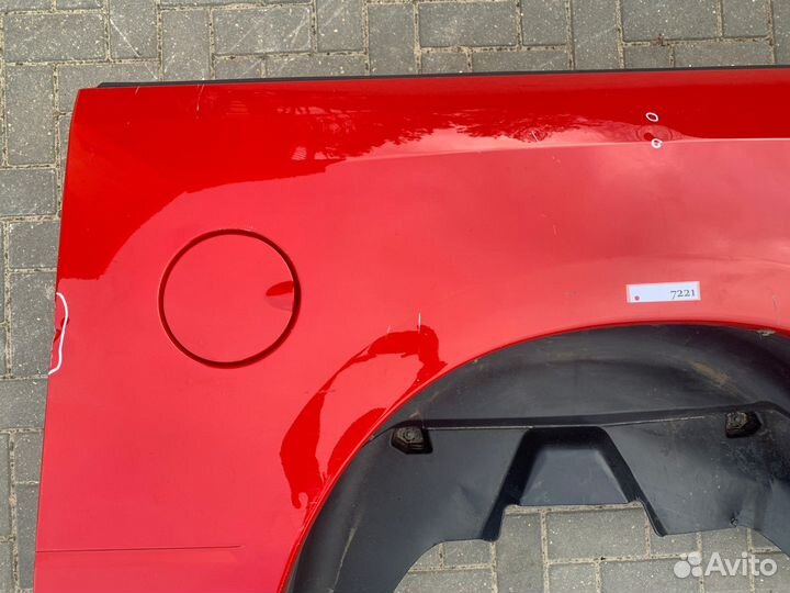 Крыло заднее левое