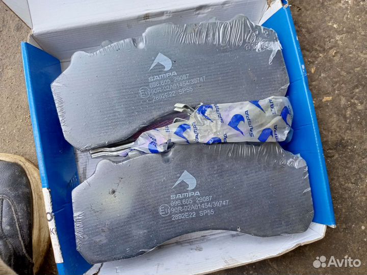 Колодки тормозные камаз-5490 mercedes