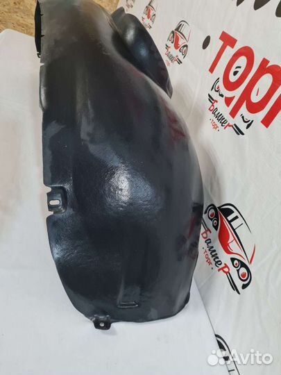 Подкрылок передний Ford Focus 2 2005-2011 г. в