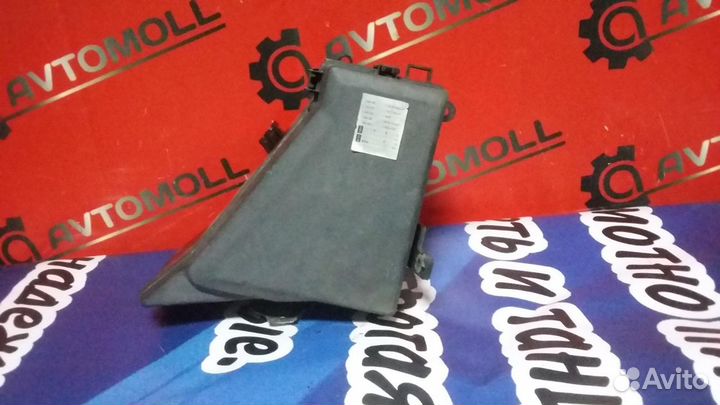 Корпус предохранителей subaru impreza GH2