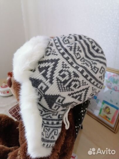 Шапка двойная с орнаментом