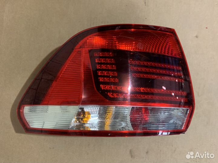 Фонарь задний левый Polo 6RU945095L