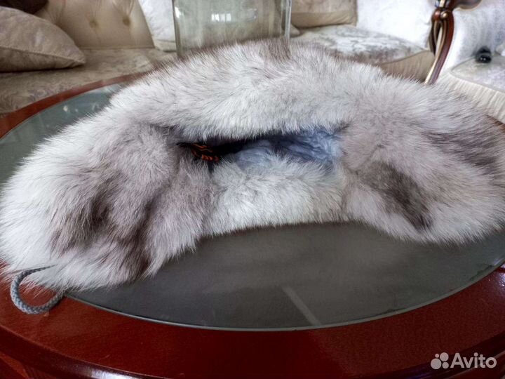 Зимняя шапка из меха песца