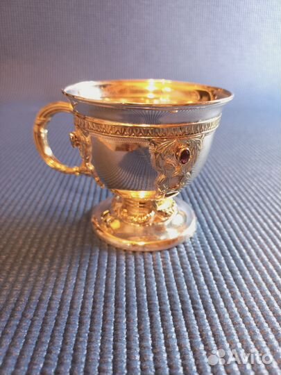 Шикарная серебряная чашка, кружка с камнями 925 пр