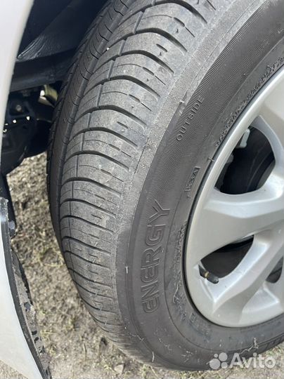 Michelin Energy E3A 215/60 R16