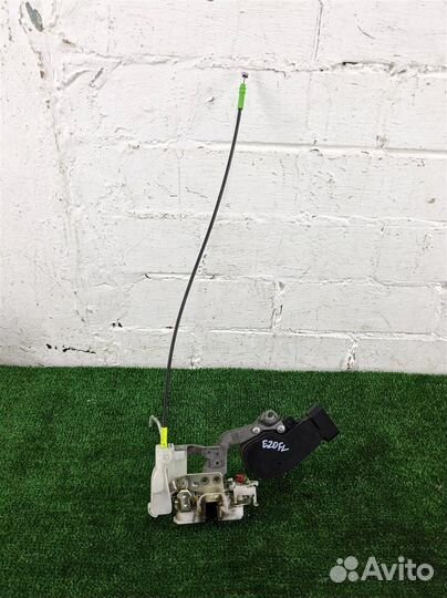 Замок двери передней левой Toyota Aygo B10 2009