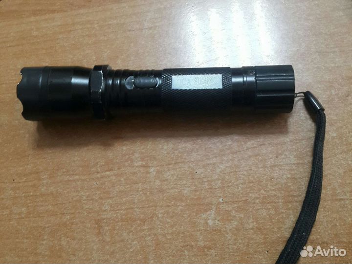 Фонарик светодиодный аккумуляторный