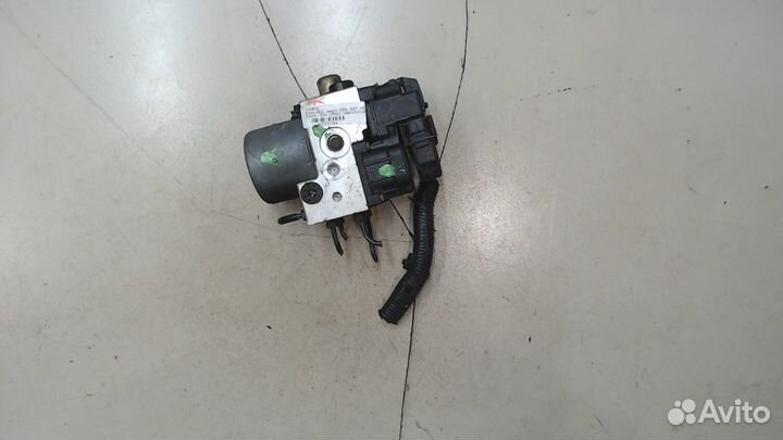 Блок абс, насос Infiniti QX4 (JR50), 2000