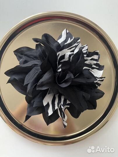 Брошь цветок георгин из шелка большой