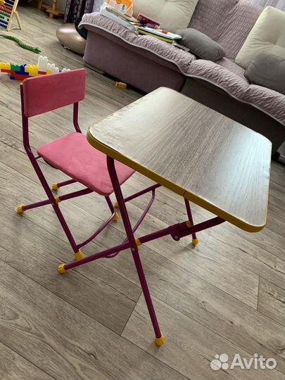 Детский стол и стул