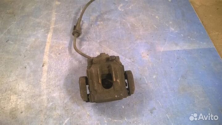 Суппорт задний правый BMW X3 E83