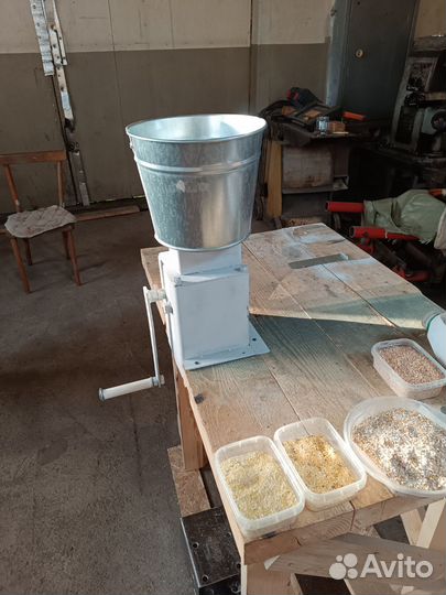 Дробилка для зерна