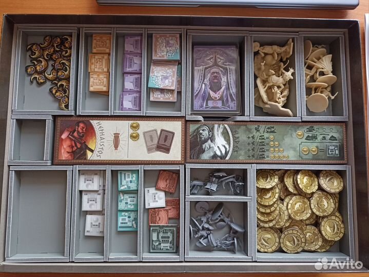 Киклады база, Аид, органайзер